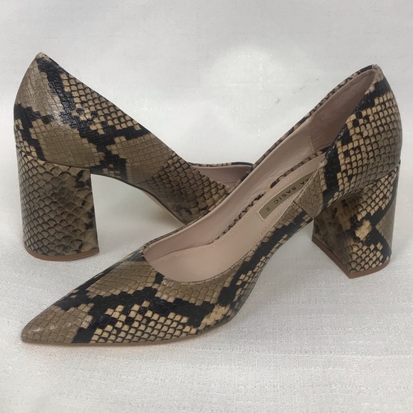 snakeskin pumps block heel